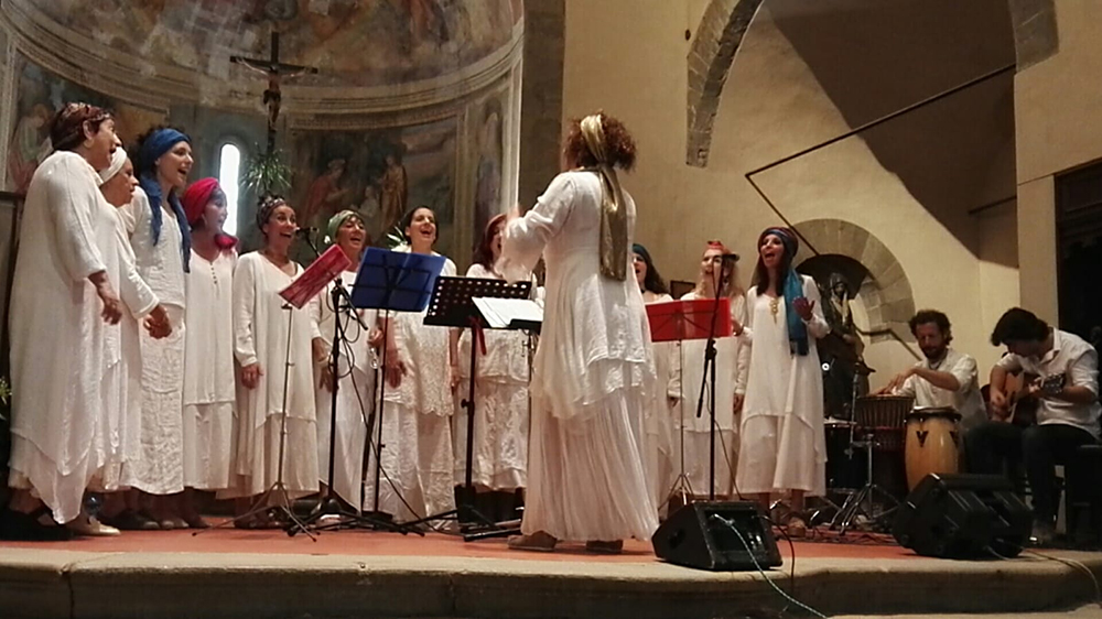 Coro Etnico Agorà in concerto